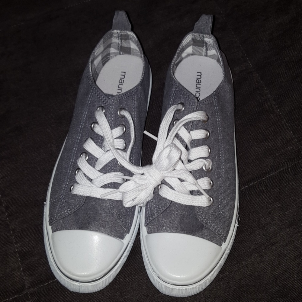 7.5 Sneakers